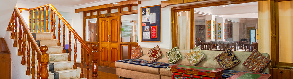 Super Deluxe Holiday Holels